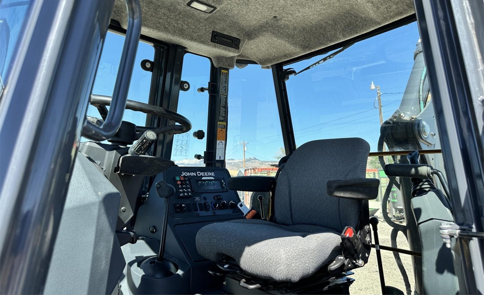 2018 John Deere 310SL 4x4 Backhoe Loader photo 12